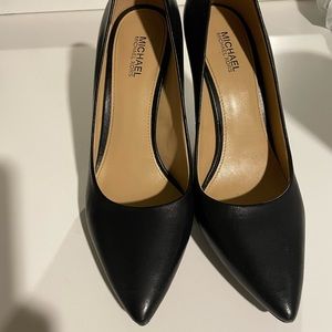 Micheal Micheal kors keke leather pumps